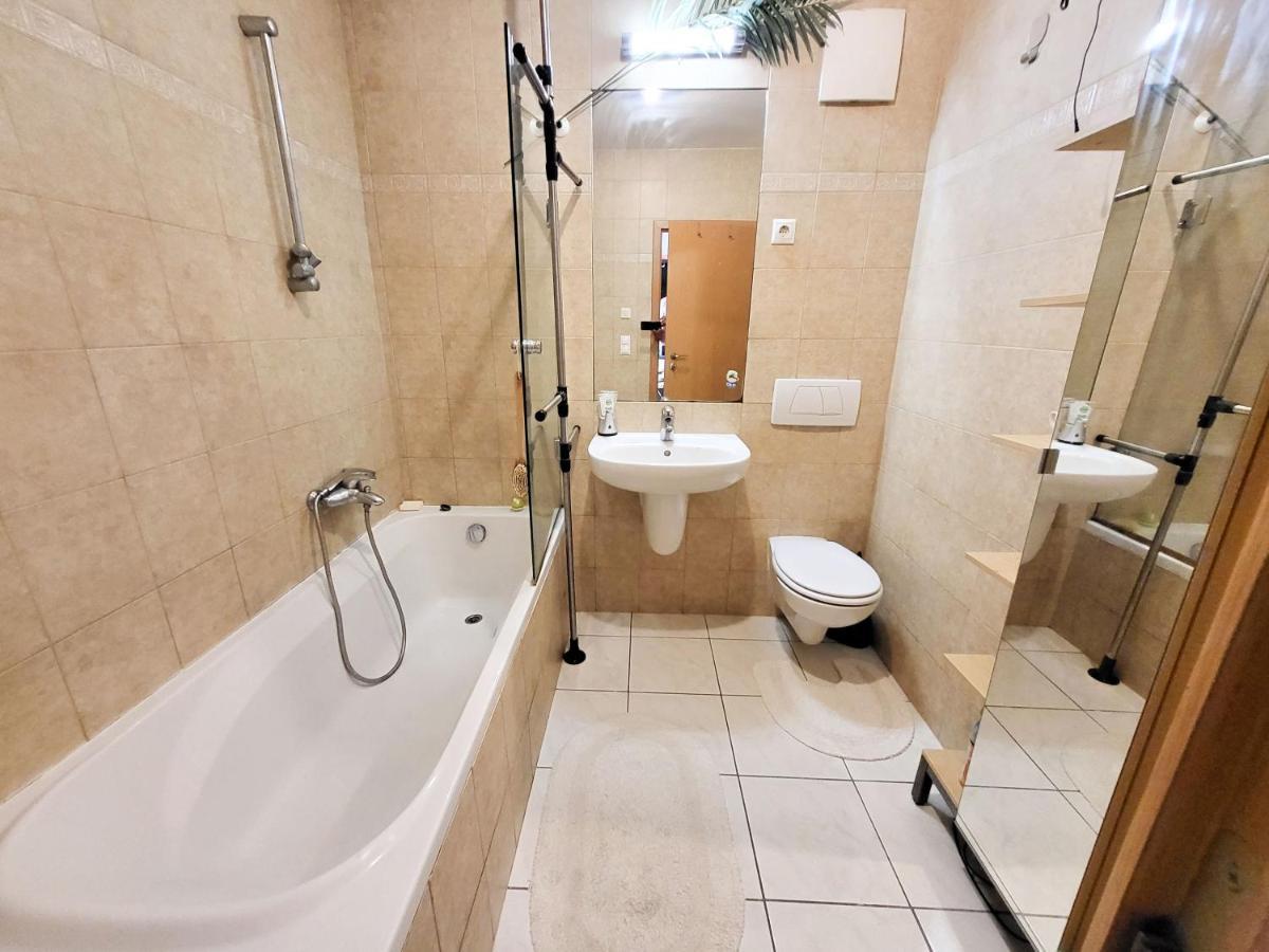 - Duna Part Appartement Budapest